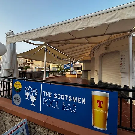 公寓 Benny With Garage