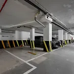 Apartman Benny With Garage