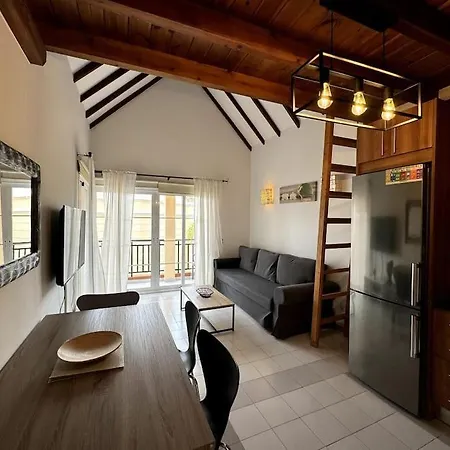 Benny With Garage דירה *