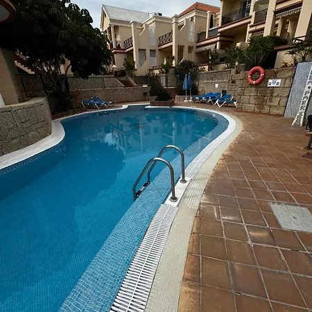 Benny With Garage Apartamento