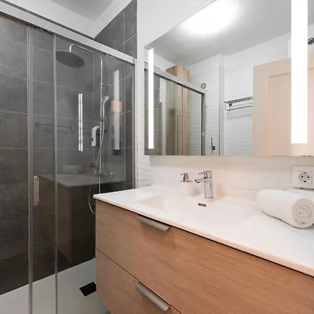 Apartmán Benny Fanabe - 2 Bed Apartment, Ac, Pool & Parking *