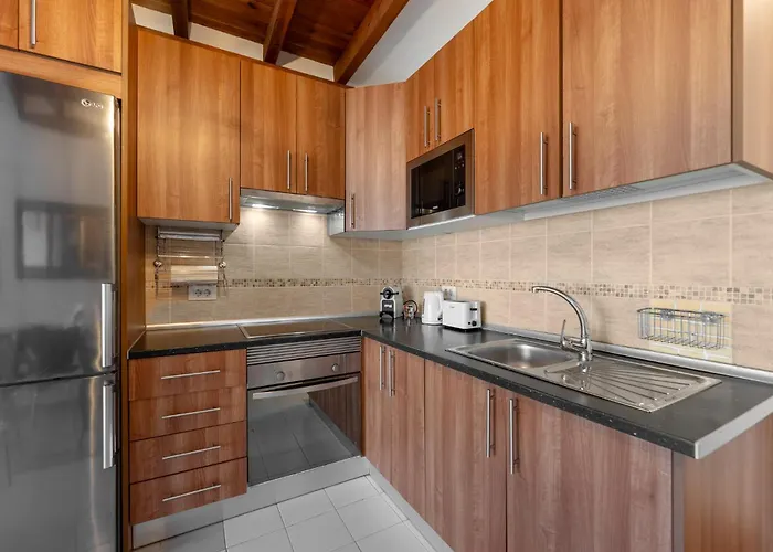 Benny With Garage * Costa Adeje (Tenerife)