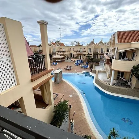 Benny With Garage Apartment *